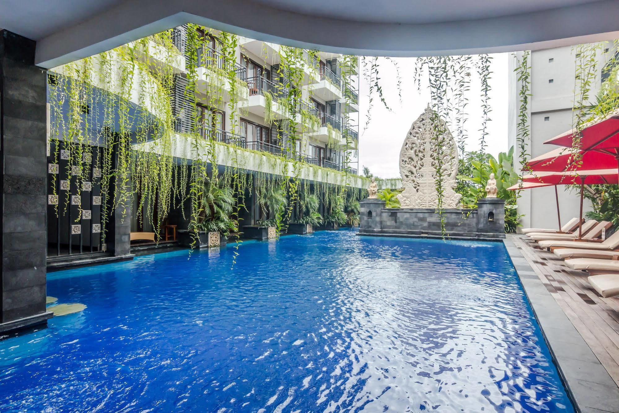 Zen Rooms Seminyak Pangkung Sari Kültér fotó